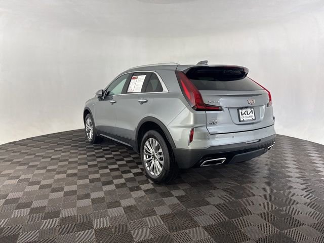 Used 2024 Cadillac XT4 Premium Luxury image 10