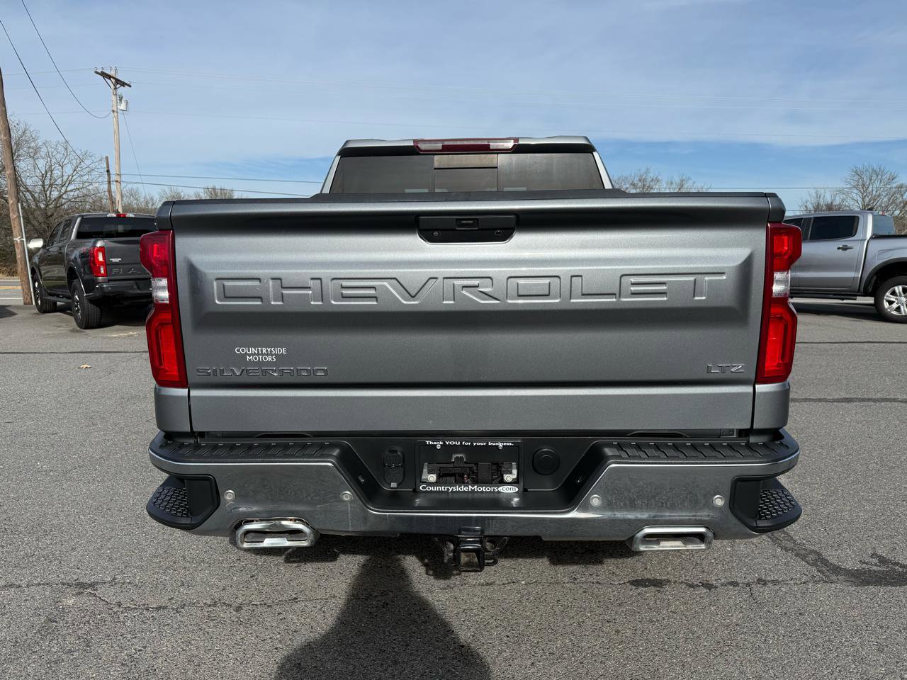 Used 2021 Chevrolet Silverado 1500 LTZ AWD/4WD image 5