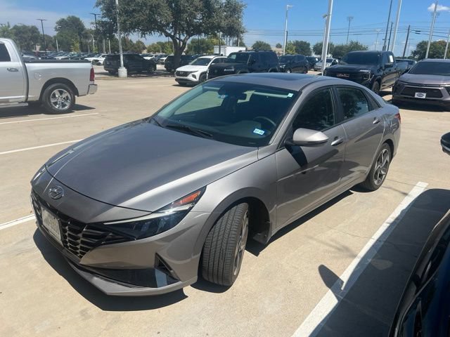 Certified 2023 Hyundai Elantra Limited FWD image 4