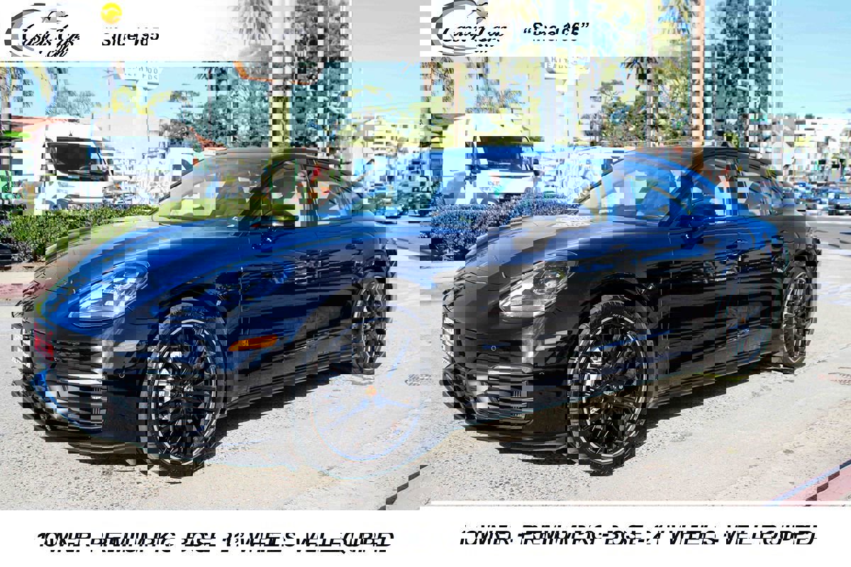 Used 2021 Porsche Panamera w/ Premium Package image 1