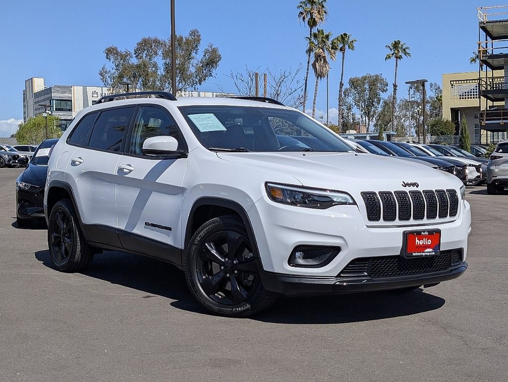 Used 2019 Jeep Cherokee Latitude Plus image 4