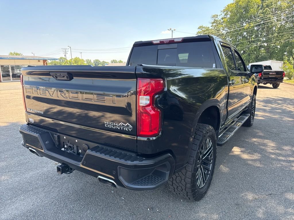 Used 2023 Chevrolet Silverado 1500 High Country w/ Technology Package AWD/4WD image 5