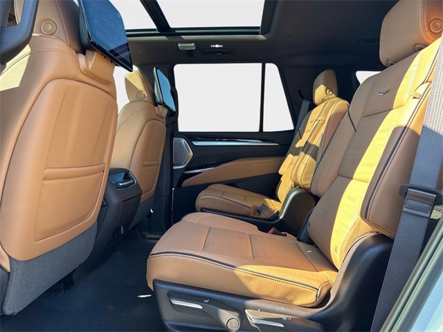 New 2026 Cadillac Escalade Luxury w/ LPO, Radiant Package image 14
