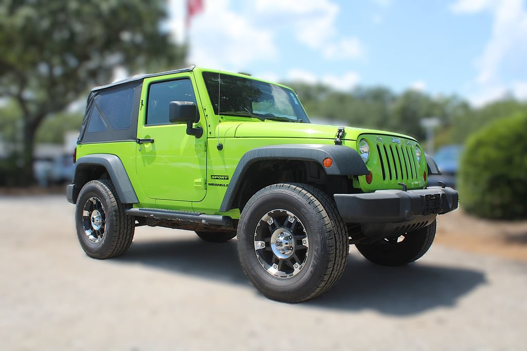 Used 2013 Jeep Wrangler Sport AWD/4WD image 3