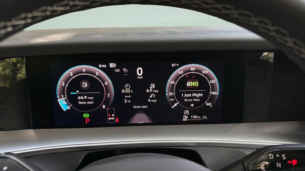 New 2026 Volkswagen Tiguan SE AWD/4WD image 30
