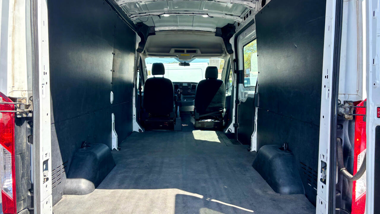Used 2020 Ford Transit 250 Medium Roof w/ Load Area Protection Package image 10