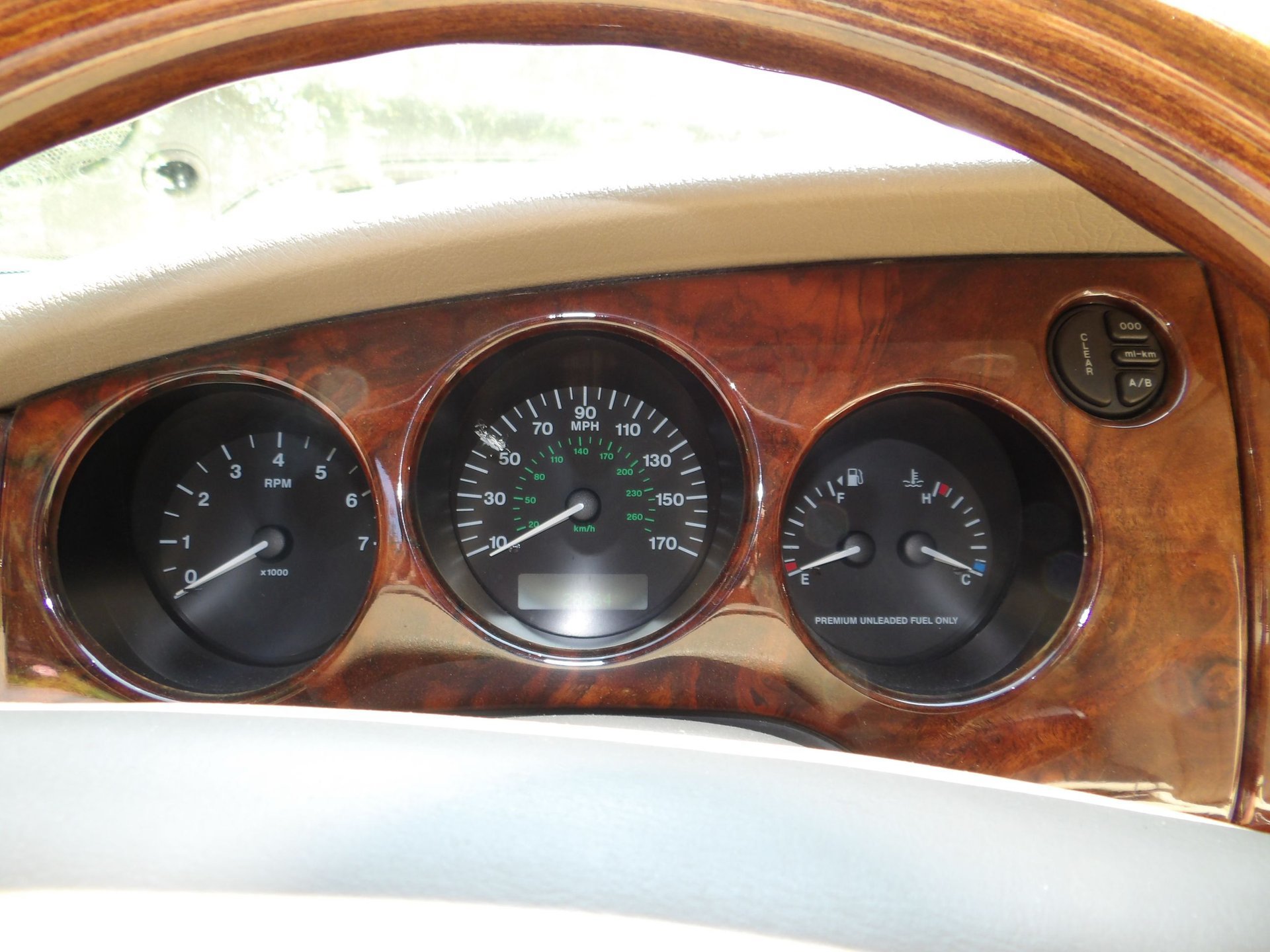 Used 1997 Jaguar XK8 Coupe RWD image 85