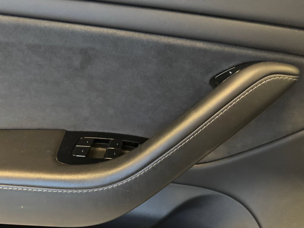 Used 2020 Tesla Model 3 Performance AWD/4WD image 16