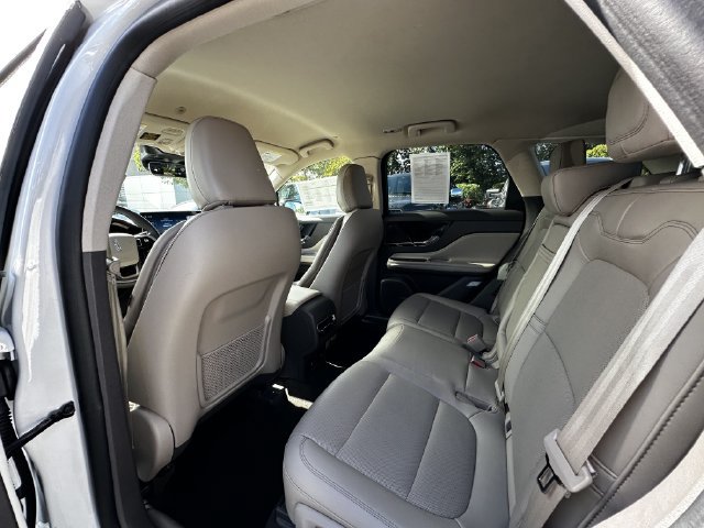 Certified 2023 Lincoln Corsair AWD w/ Equipment Group 101A image 18