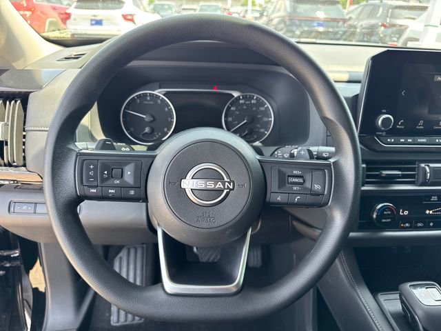 Used 2024 Nissan Pathfinder S AWD/4WD image 19