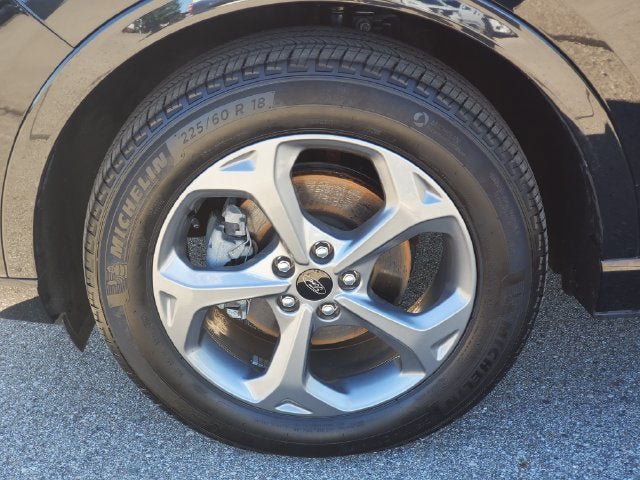 Used 2024 Ford Escape ST-Line w/ Tech Pack #1 AWD/4WD image 31