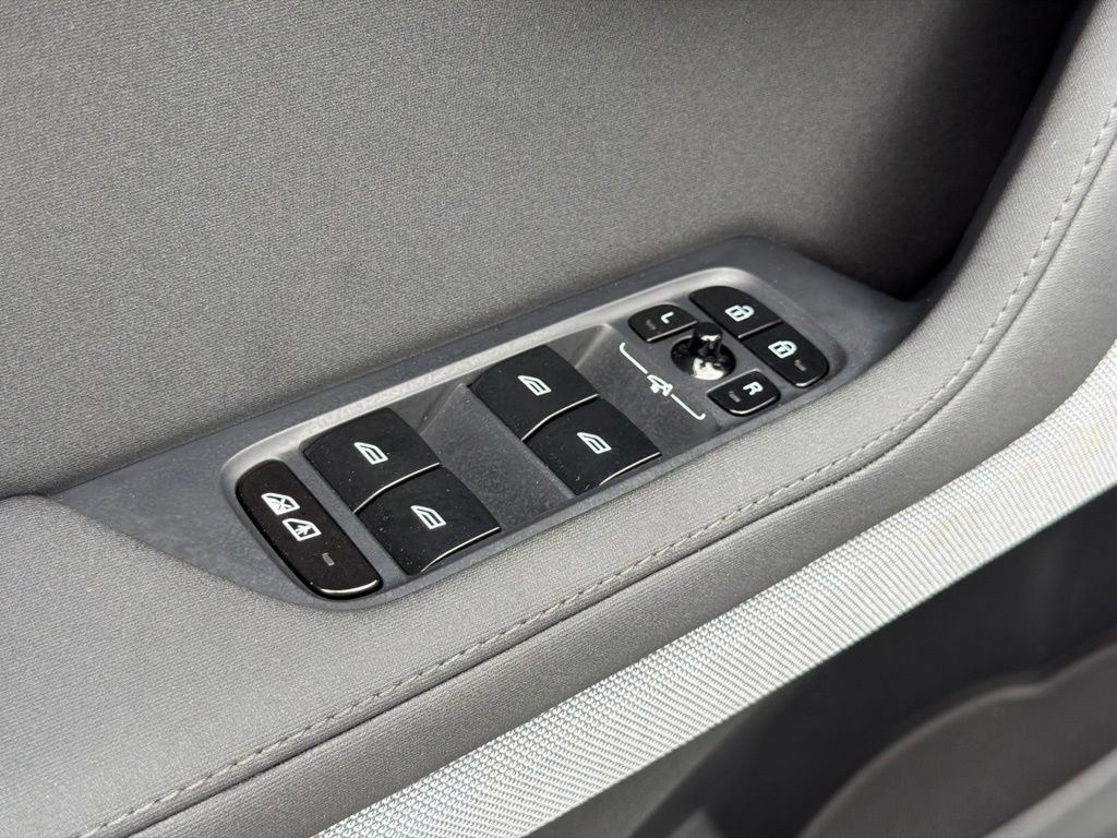 Used 2023 Polestar Polestar 2 AWD/4WD image 18