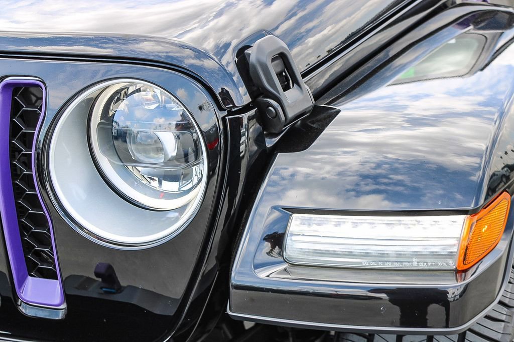 Used 2023 Jeep Wrangler Unlimited Sahara image 5