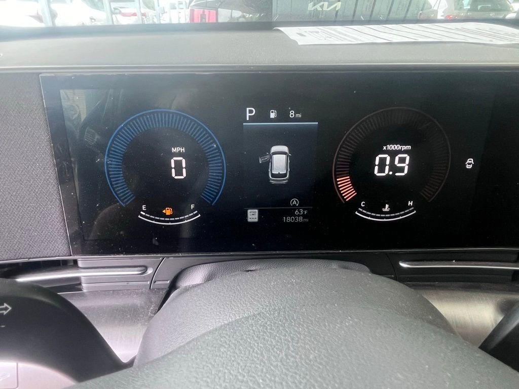 Used 2025 Hyundai Kona SE FWD image 12