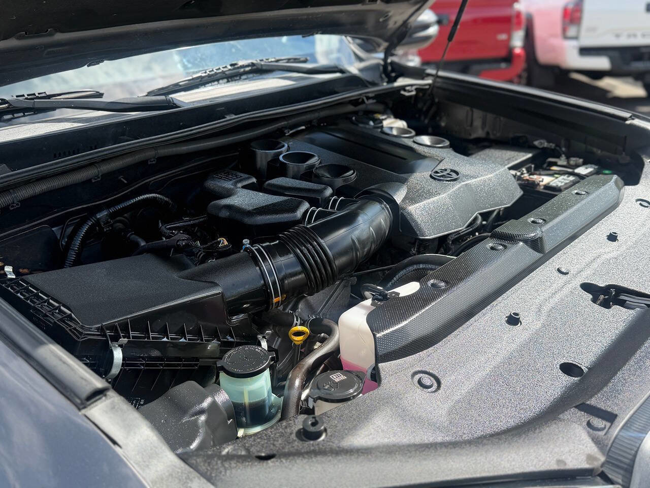 Used 2018 Toyota 4Runner Limited AWD/4WD image 75
