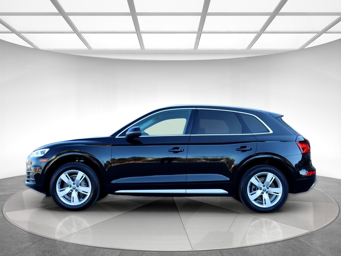 Used 2018 Audi Q5 2.0T Premium Plus w/ Premium Plus Package image 5