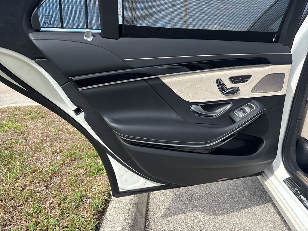 Used 2020 Mercedes-Benz S 560 Sedan image 13