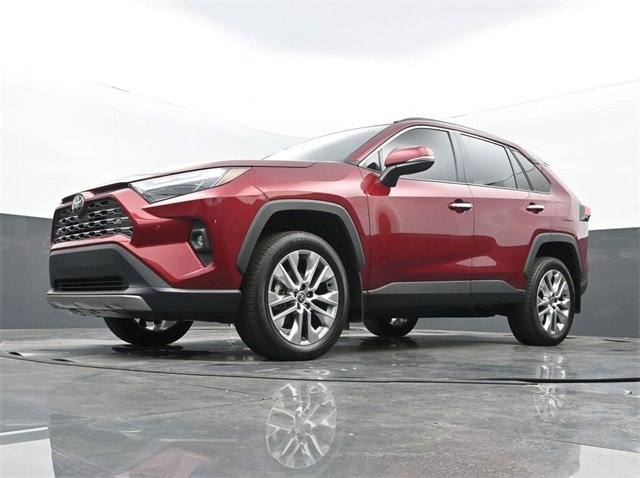 Used 2024 Toyota RAV4 Limited image 12