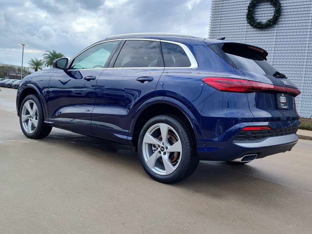 New 2025 Audi Q5 Premium Plus image 3