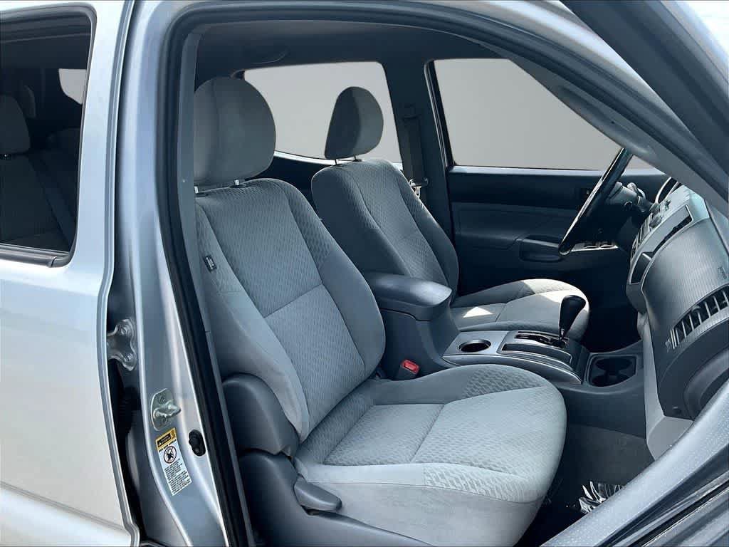 Used 2011 Toyota Tacoma 4x4 Double Cab w/ SR5 Pkg #2 image 29
