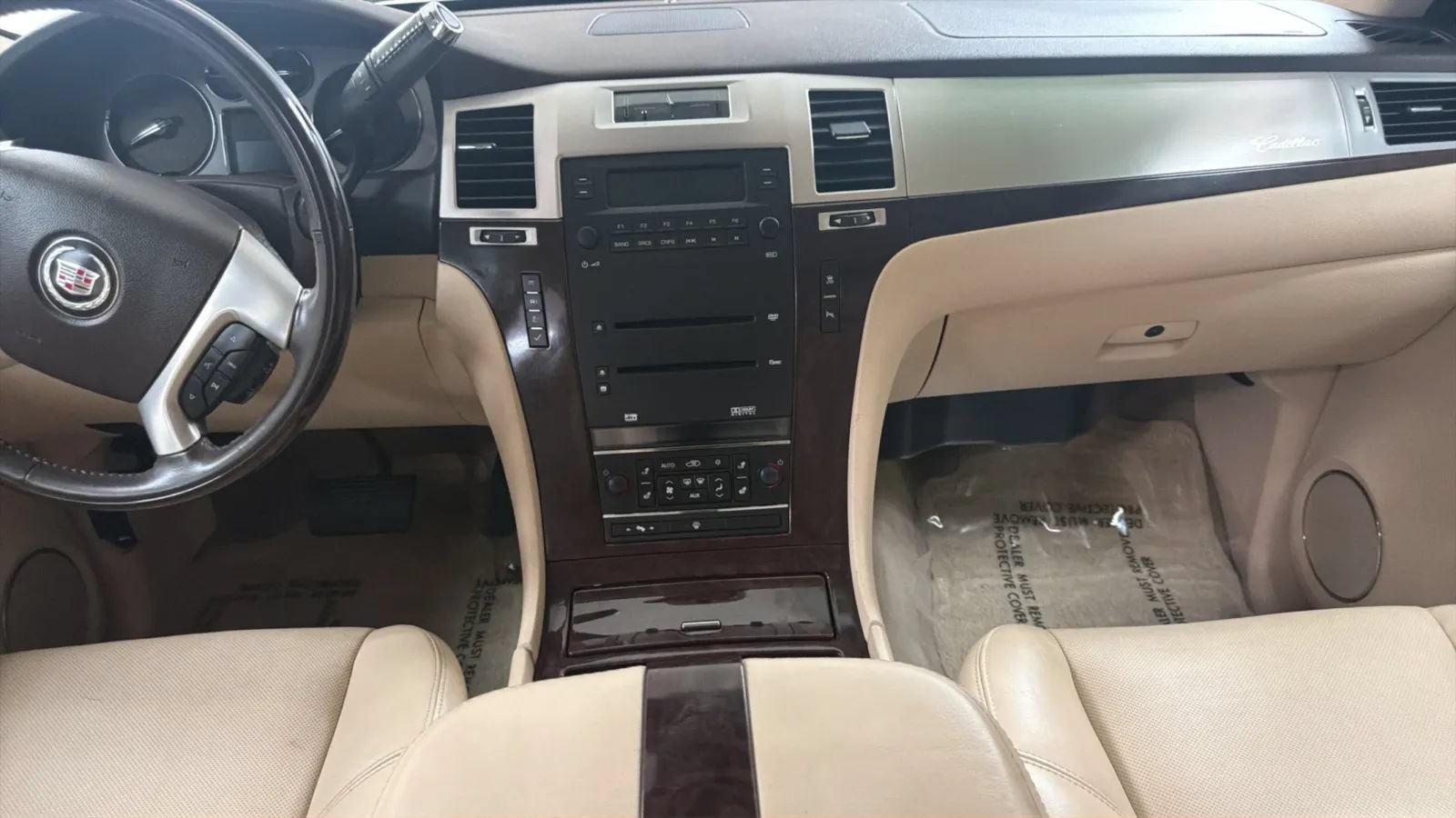 Used 2008 Cadillac Escalade AWD image 14