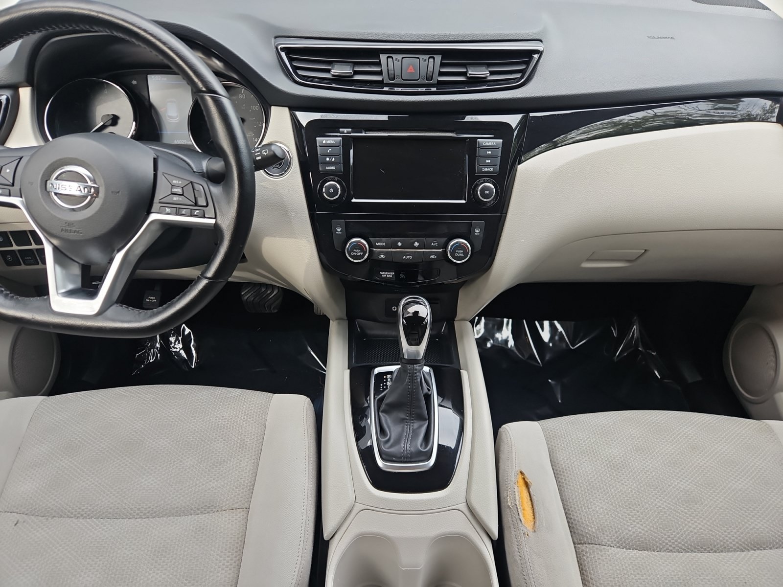 Used 2020 Nissan Rogue Sport SV w/ All-Weather Package AWD/4WD image 11
