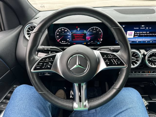 Used 2025 Mercedes-Benz GLA 250 4MATIC image 36