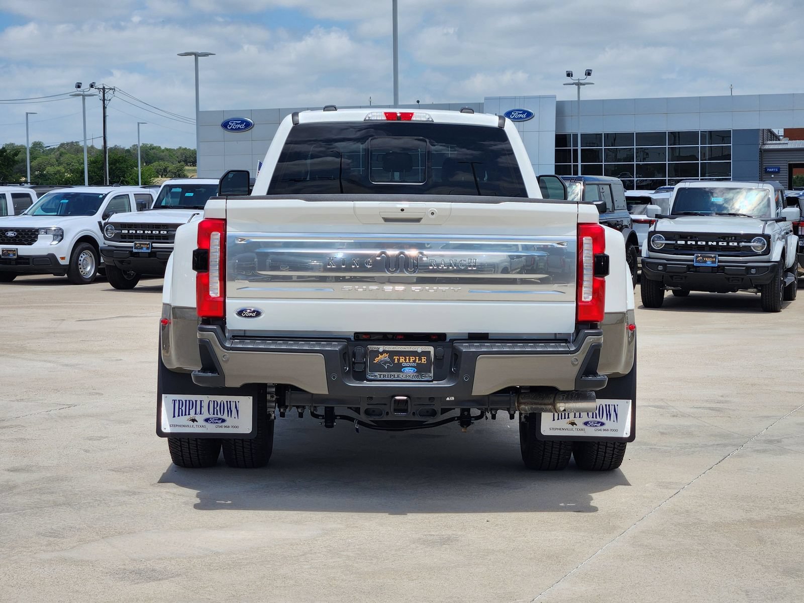 New 2026 Ford F350 King Ranch AWD/4WD image 8