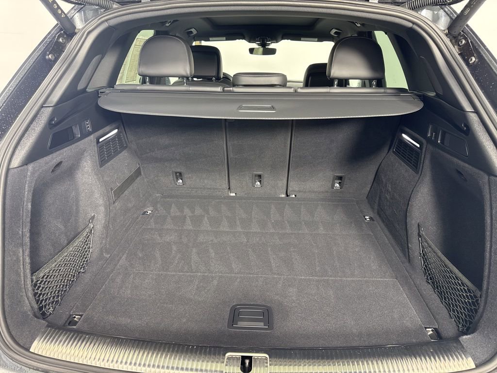 Used 2025 Audi SQ5 Premium Plus image 8