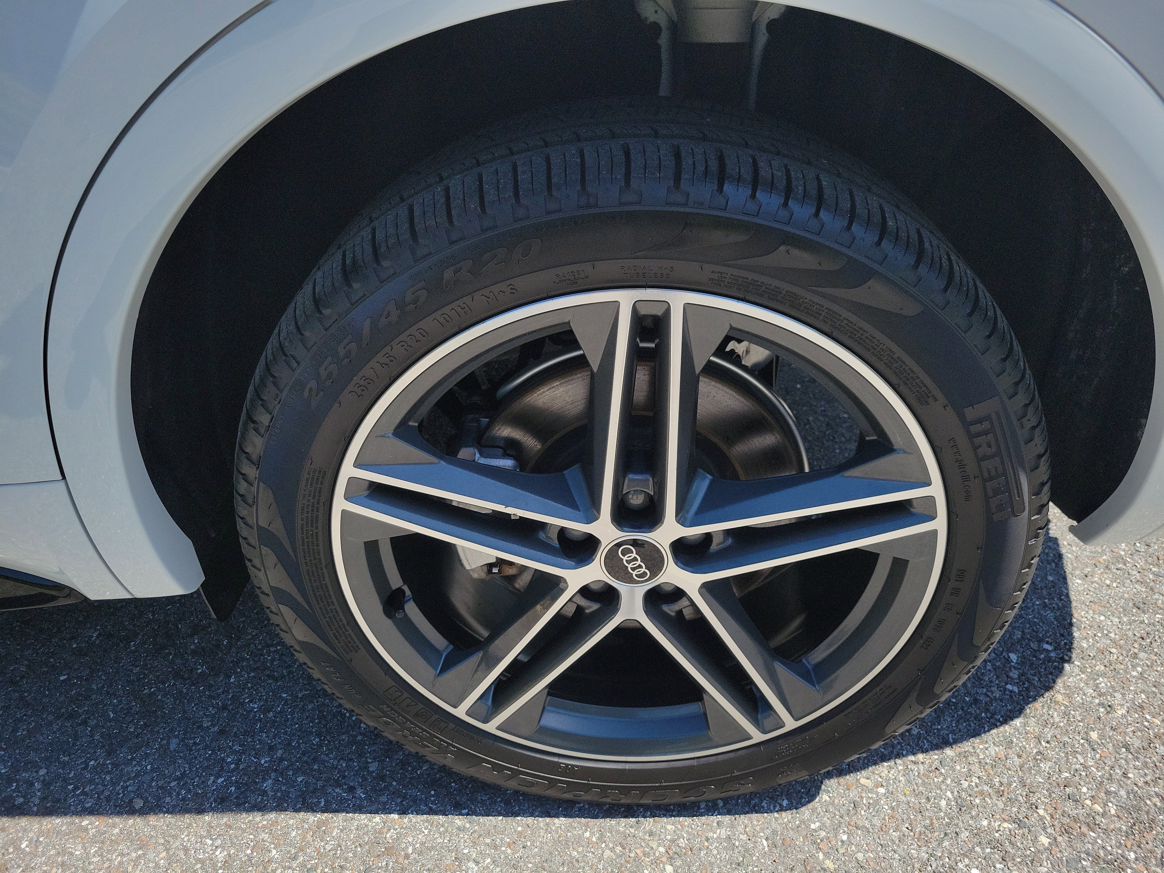 Certified 2023 Audi Q5 e Premium Plus image 32