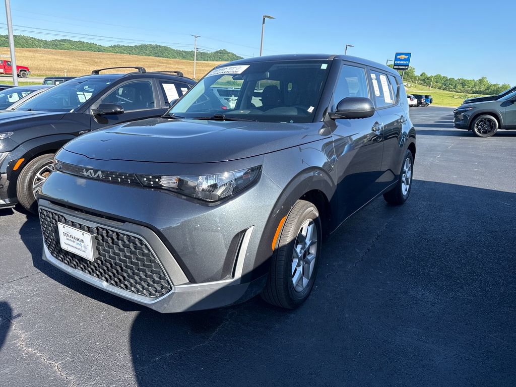 Used 2025 Kia Soul LX w/ LX Technology Package