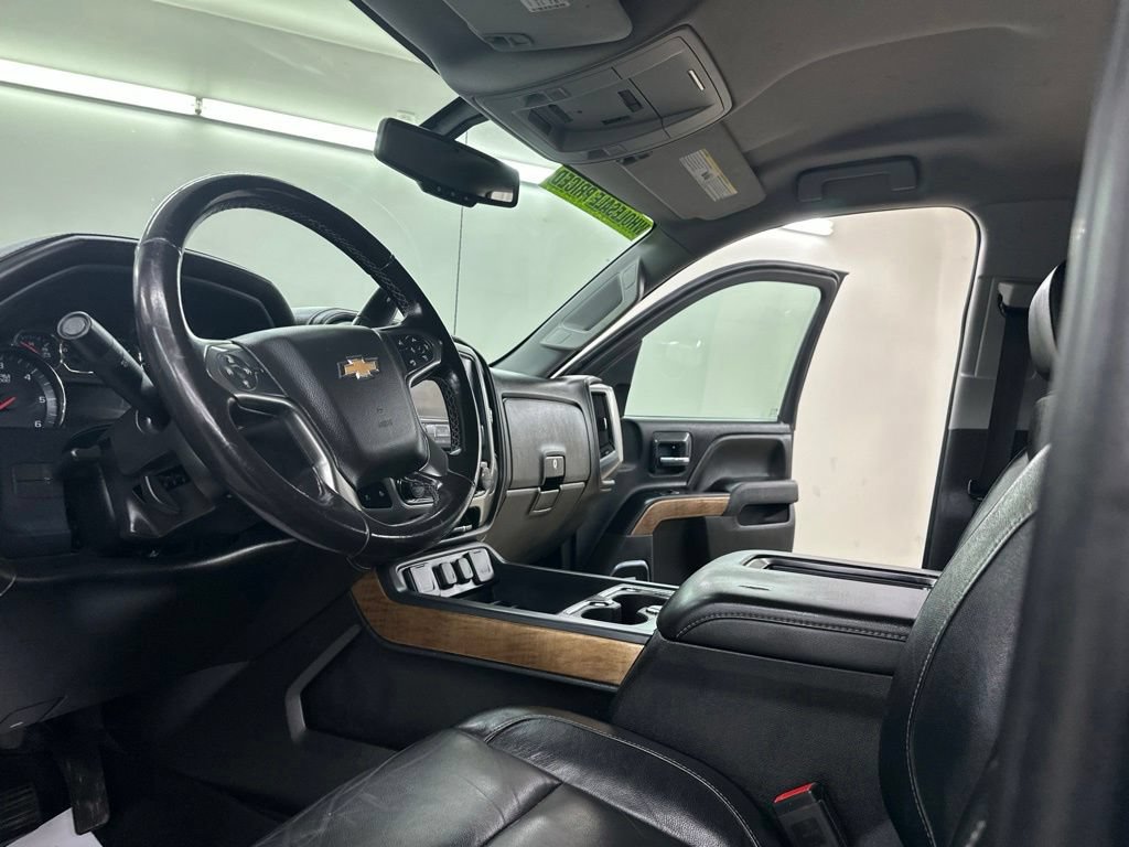 Used 2018 Chevrolet Silverado 1500 LTZ w/ Sport Package AWD/4WD image 35