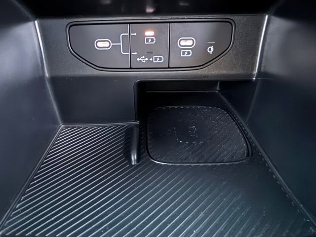 Used 2025 Kia Sorento SX Prestige w/ Olive Brown Leather Package image 31