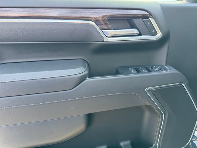 Certified 2025 Chevrolet Silverado 1500 LT w/ Z71 Off-Road Package AWD/4WD image 16