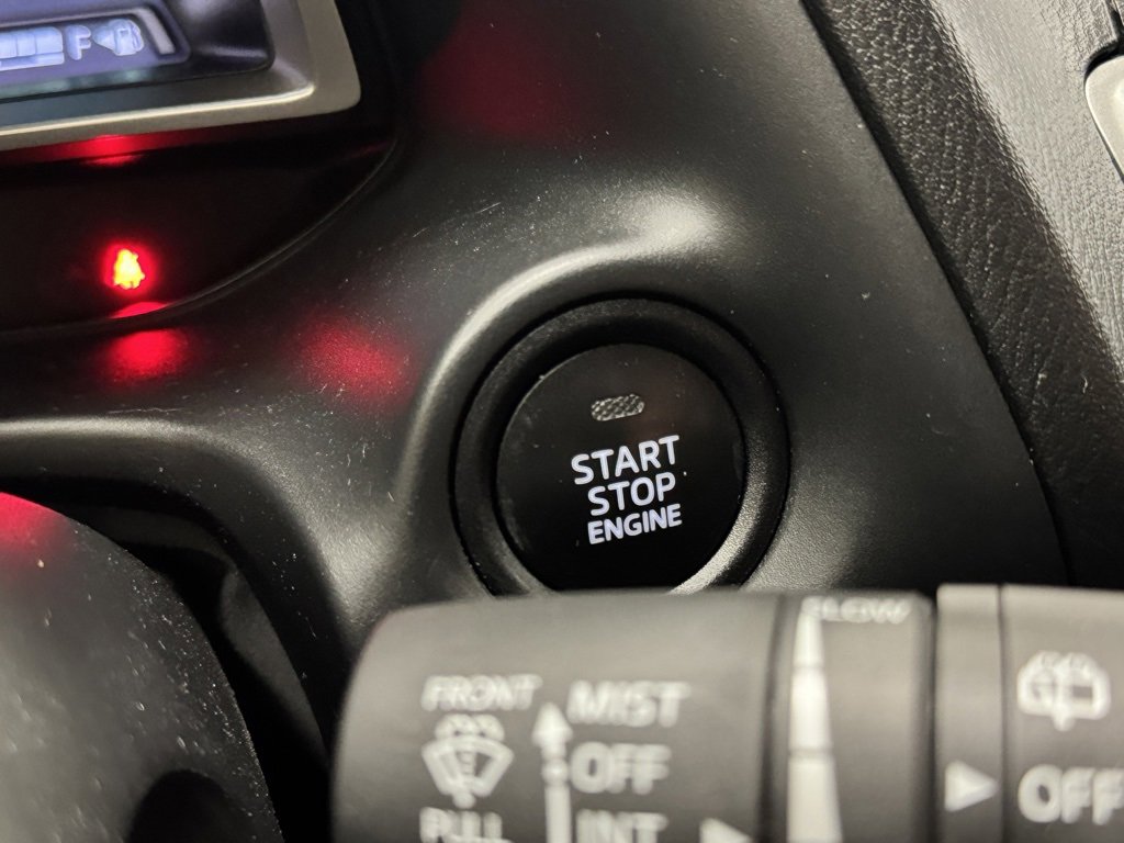 Used 2015 MAZDA MAZDA3 i Touring image 28