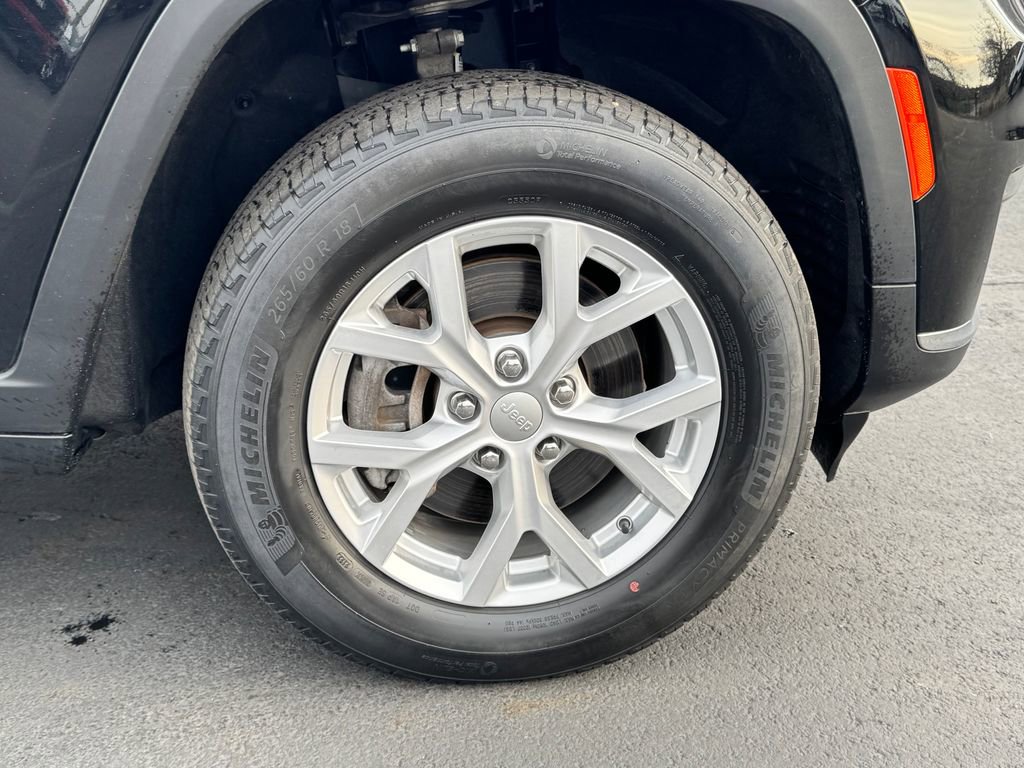 Used 2023 Jeep Grand Cherokee L Limited image 9