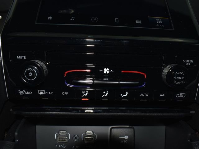 New 2025 Jeep Grand Cherokee Laredo w/ MOPAR Finishing Package image 26