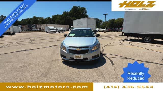 Certified 2011 Chevrolet Cruze LS FWD image 3