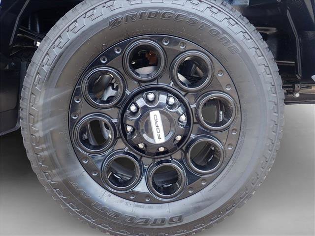 New 2026 Ford F250 Lariat w/ Black Appearance Package image 5