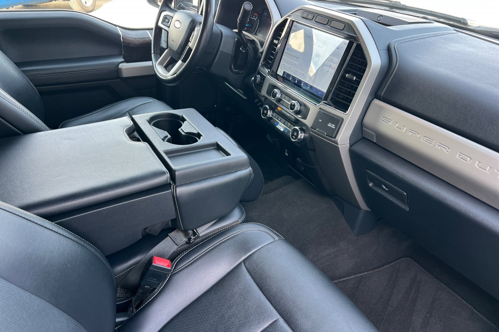 Used 2022 Ford F350 Lariat w/ Lariat Ultimate Package image 12