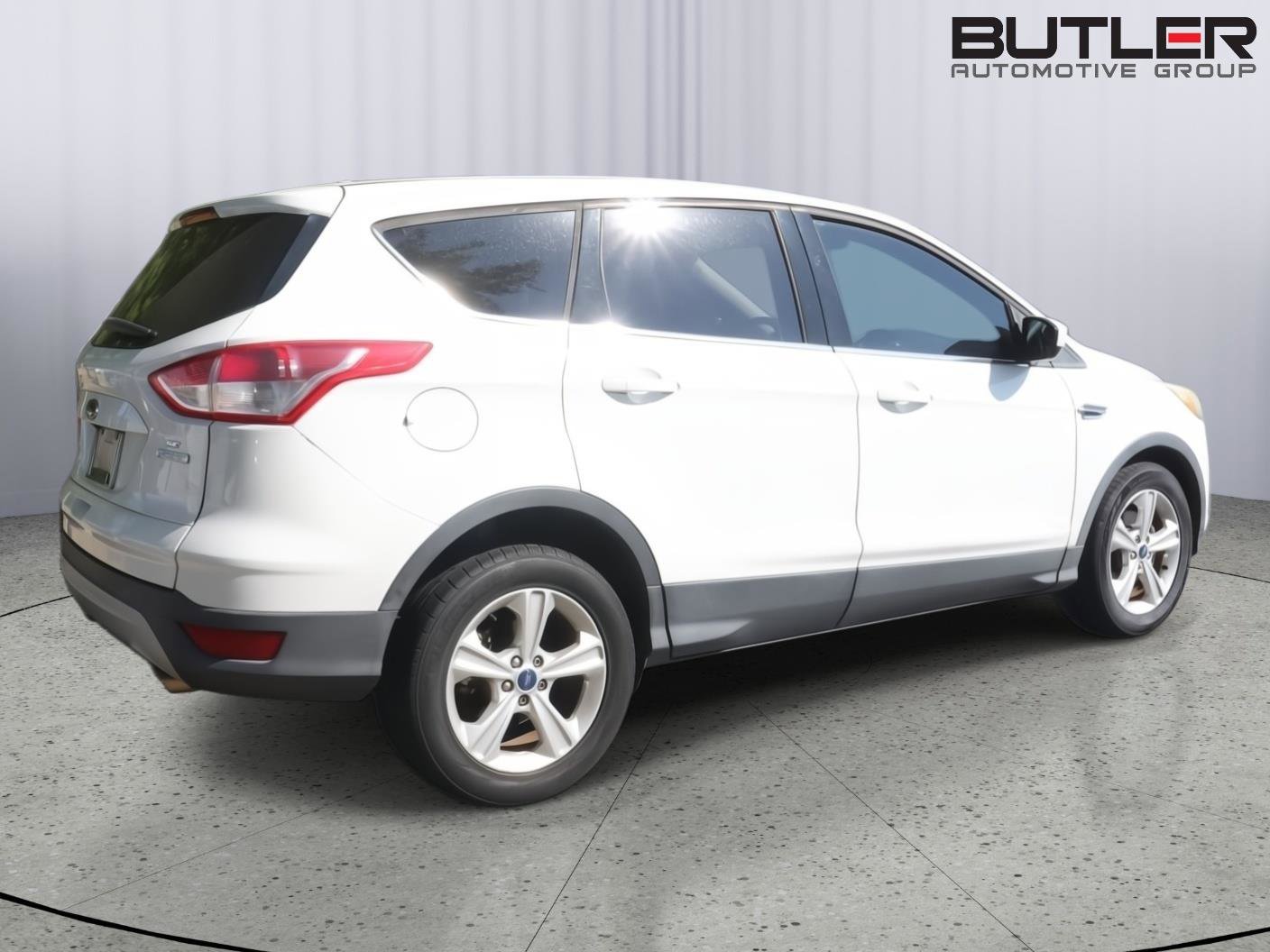 Used 2015 Ford Escape SE FWD image 4