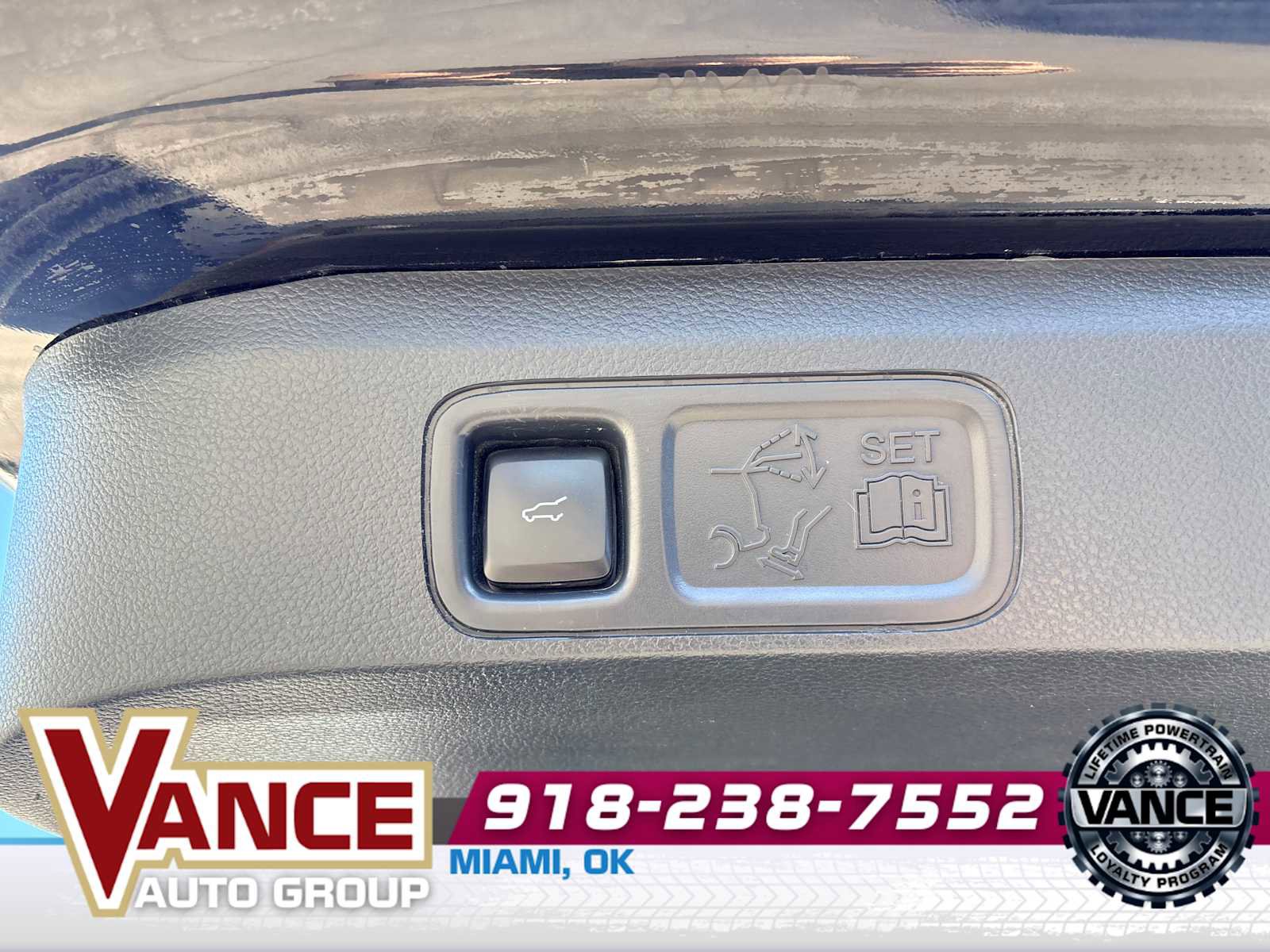 Used 2022 Ford Expedition Platinum AWD/4WD image 17