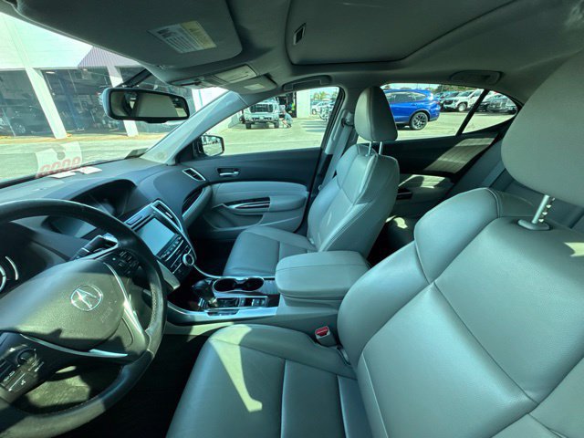 Used 2016 Acura TLX FWD image 12
