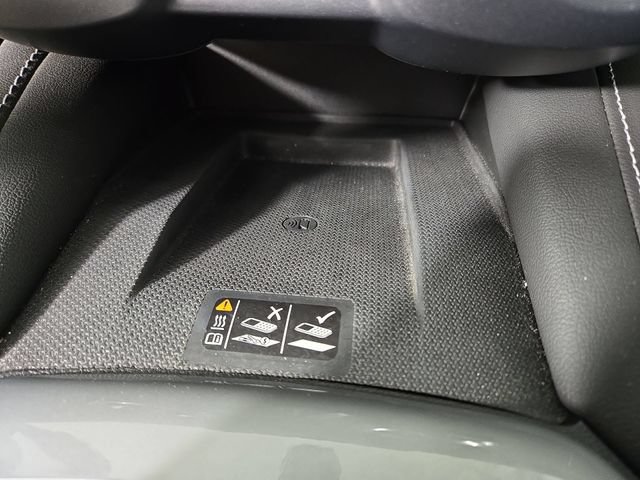 Used 2023 Chevrolet Blazer LT w/ Convenience Package FWD image 28