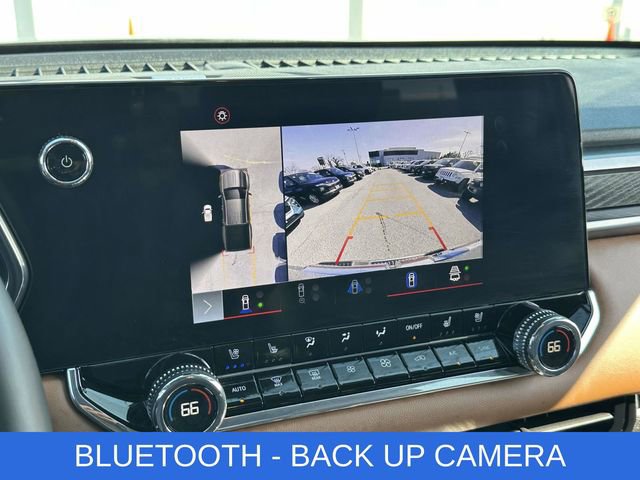 Used 2023 GMC Canyon AT4 w/ AT4 Premium Package image 4