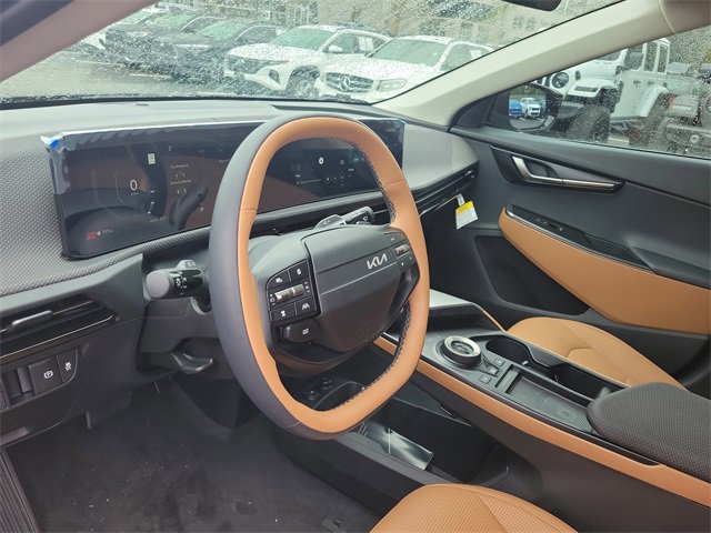New 2025 Kia EV6 Wind image 19