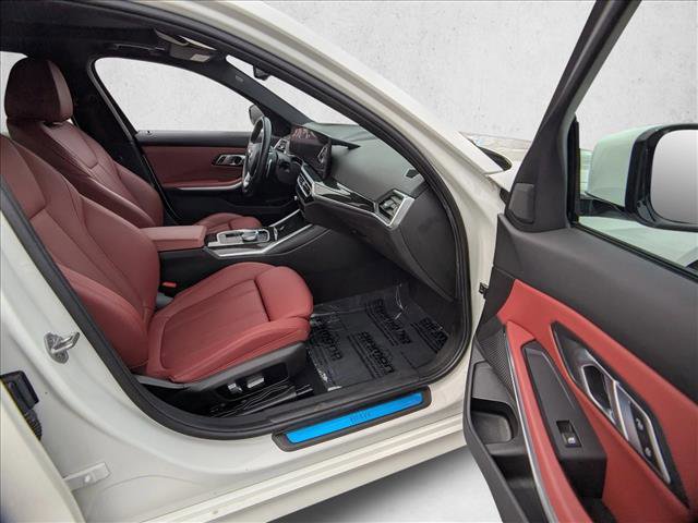 Used 2023 BMW 330e xDrive w/ Premium Package image 11