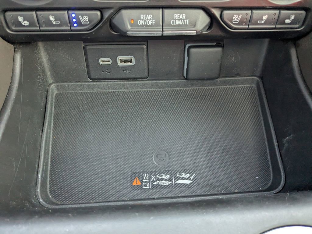 Used 2021 GMC Yukon XL SLT w/ SLT Premium Package image 25