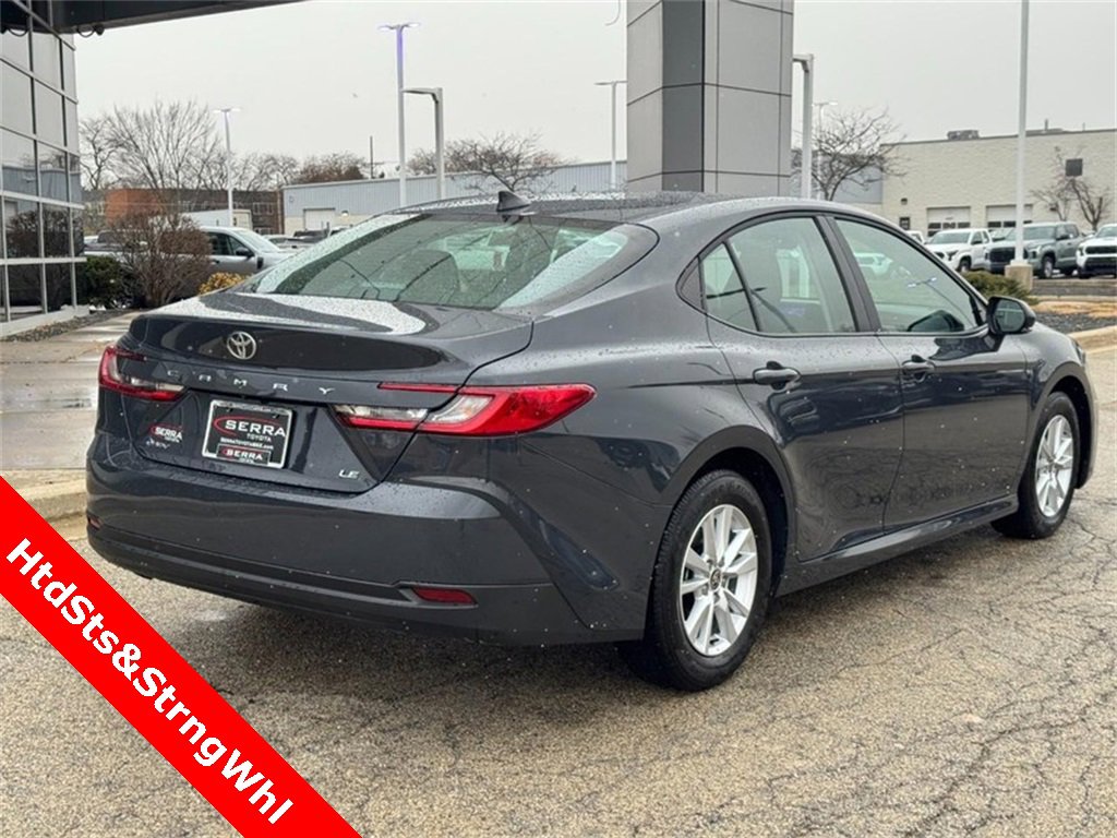 Used 2025 Toyota Camry LE image 3