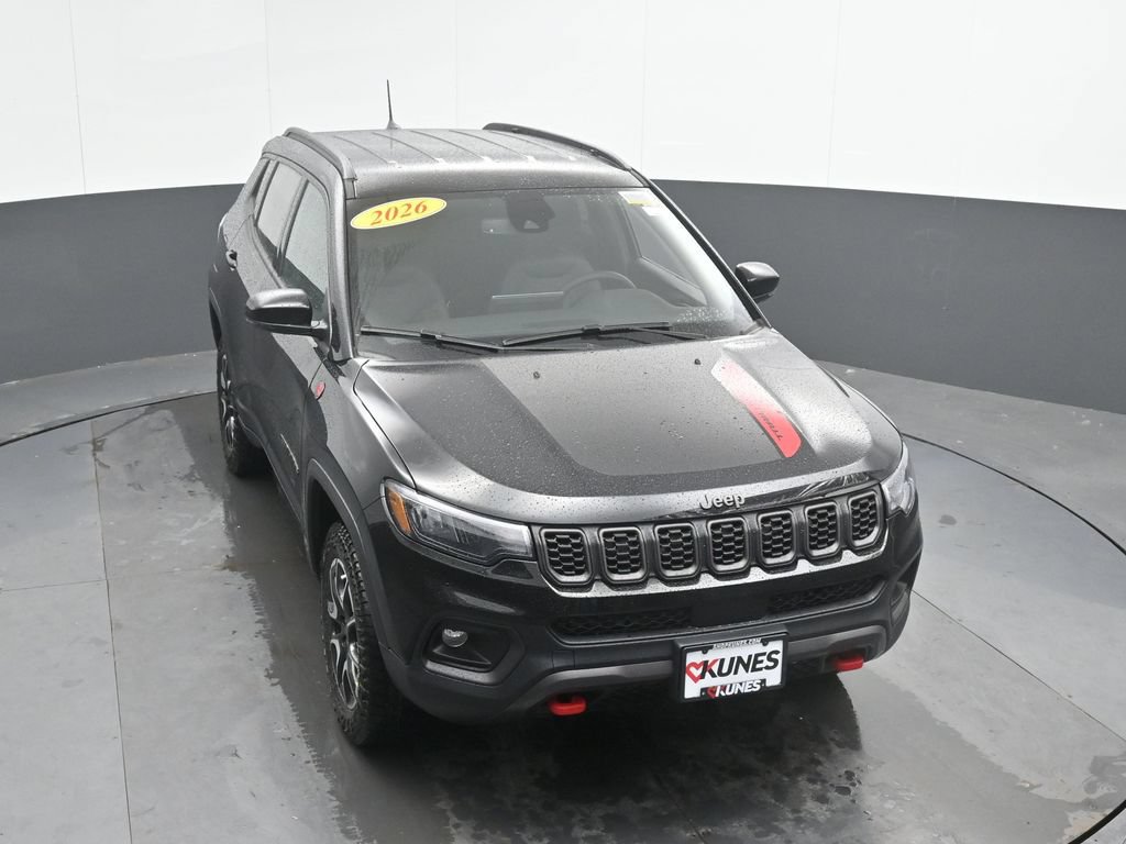New 2026 Jeep Compass Trailhawk w/ Trailer Tow Group AWD/4WD image 33